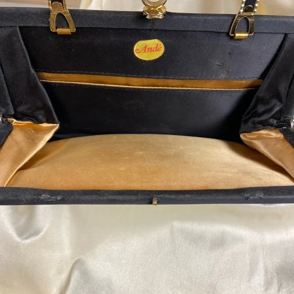 Vintage 1960s Andé Black Satin Evening Bag Gold Frame Collapsible Handle Clutch - Picture 3 of 9